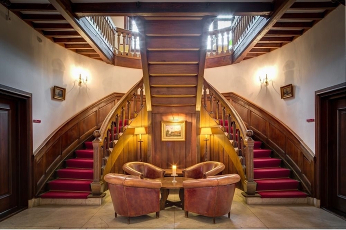 Imagen de los interiores del Hotel Kasteel De Essenburgh. Foto 10