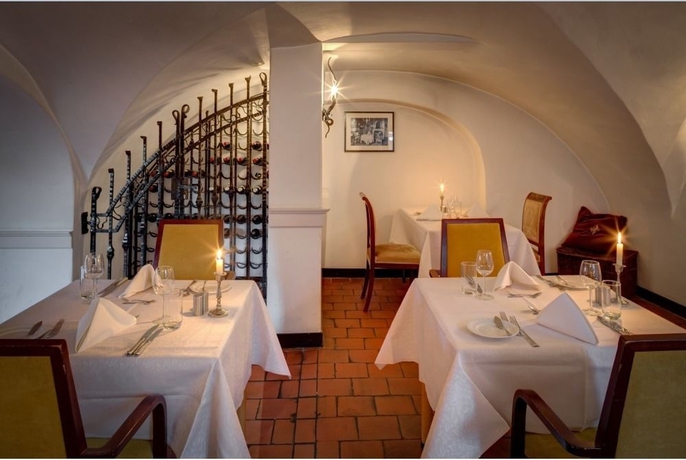 Imagen del bar/restaurante del Hotel Kasteel De Essenburgh. Foto 4