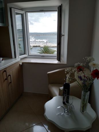 Imagen de la habitación del Hotel Kastel 1700. Foto 7