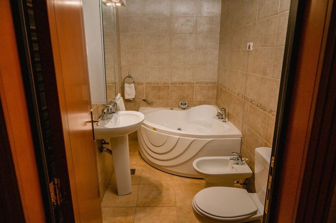 Imagen de la habitación del Hotel Kastel Ecka. Foto 18