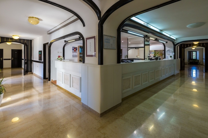 Imagen de los interiores del Hotel Kastel. Foto 18