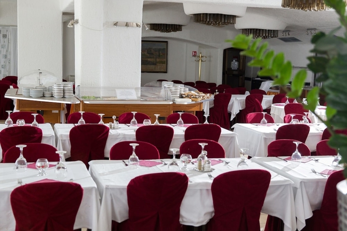 Imagen del bar/restaurante del Hotel Kastel. Foto 3