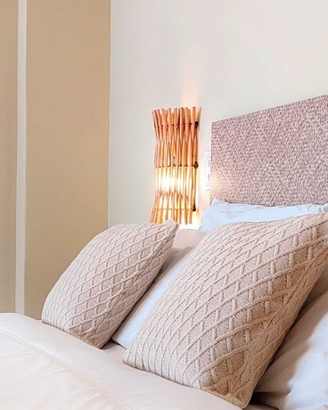 Imagen de la habitación del Hotel Kastel Jampa. Foto 9