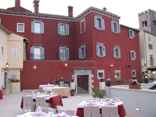 Imagen del bar/restaurante del Hotel Kastel, Motovun. Foto 3