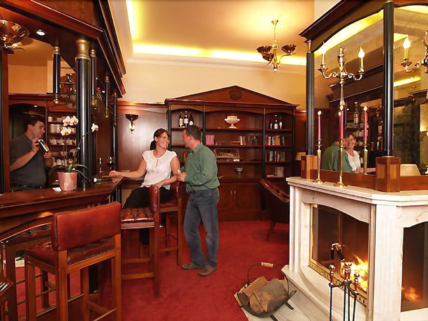 Imagen del bar/restaurante del Hotel Kastell. Foto 5