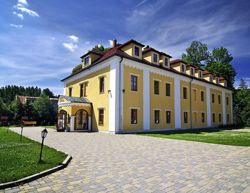 Imagen general del Hotel Kastiel Lucivna. Foto 6