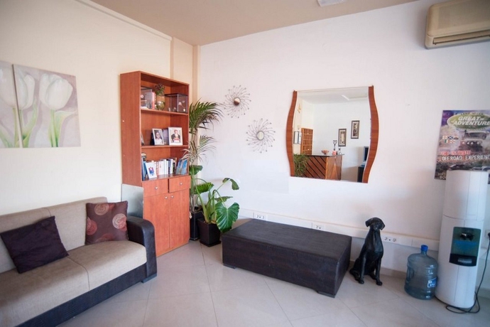 Imagen general del Hotel Kastro Beach Apartments. Foto 2