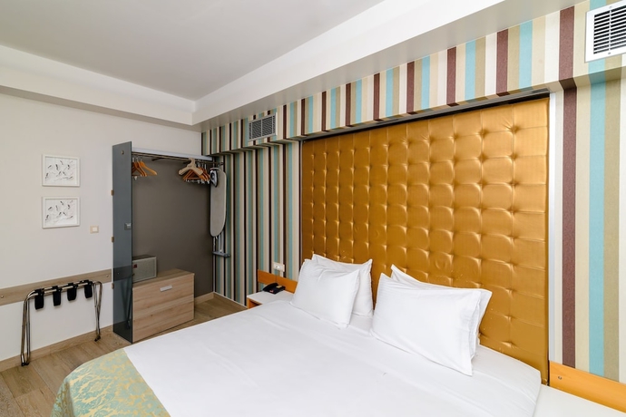 Imagen de la habitación del Hotel Kastro, Heraklion. Foto 12