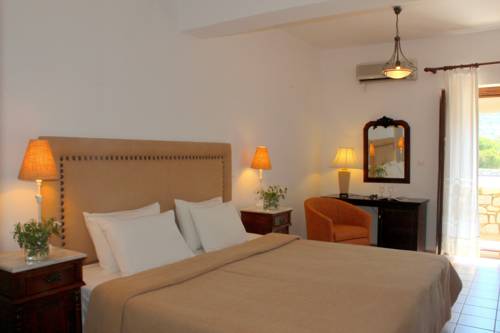 Imagen de la habitación del Hotel Kastro Maini. Foto 2