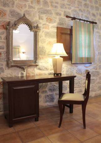 Imagen de la habitación del Hotel Kastro Maini. Foto 3