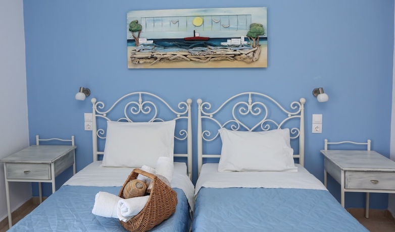Imagen de la habitación del Hotel Kastro, Sk&iacute;athos. Foto 12