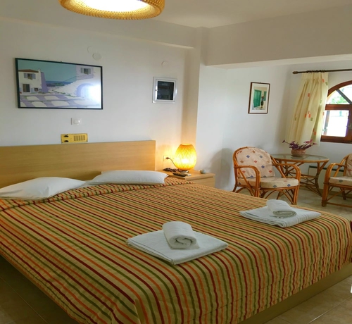 Imagen de la habitación del Hotel Kastro Studios Apartments. Foto 7