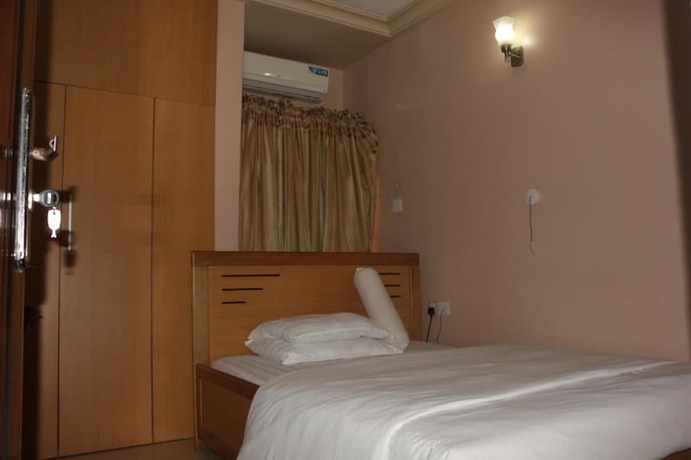 Imagen de la habitación del Hotel Kastrufid Lodge. Foto 11