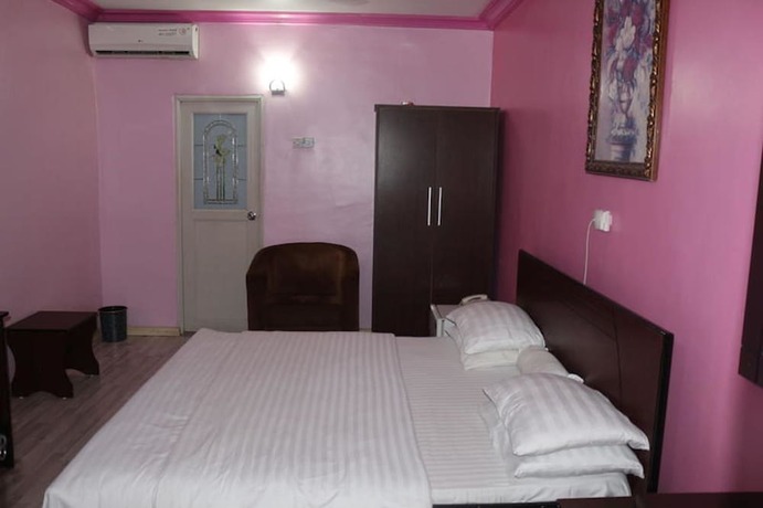 Imagen de la habitación del Hotel Kastrufid Lodge. Foto 14