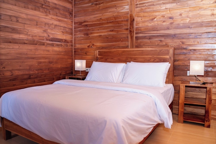 Imagen de la habitación del Hotel Kasturi Uluwatu. Foto 2