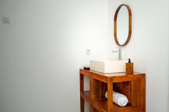 Imagen de la habitación del Hotel Kasturi Uluwatu. Foto 9