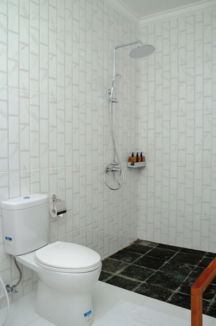 Imagen de la habitación del Hotel Kasturi Uluwatu. Foto 13