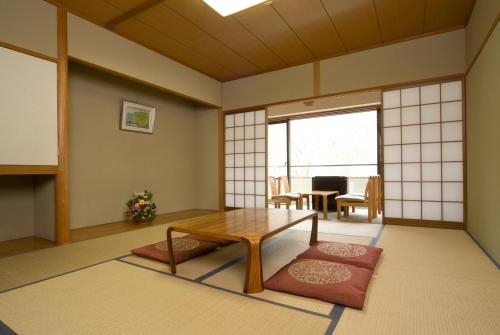 Imagen de la habitación del Hotel Kasuga No Mori. Foto 7