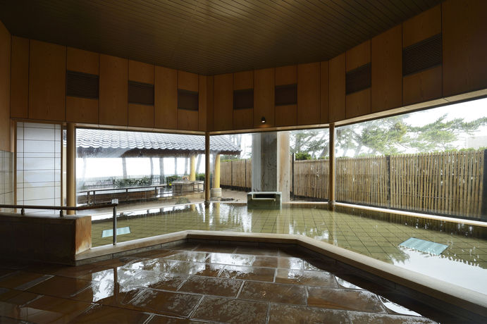 Imagen de la piscina del Hotel Kasuitei. Foto 13