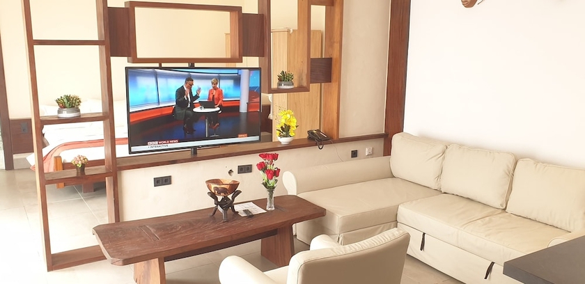 Imagen de la habitación del Hotel Kasumai Beach Resort. Foto 4