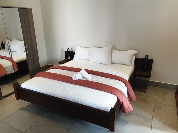 Imagen de la habitación del Hotel Kasumai Beach Resort. Foto 5