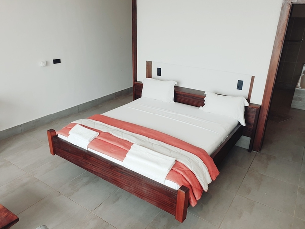 Imagen de la habitación del Hotel Kasumai Beach Resort. Foto 16