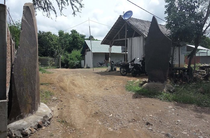 Imagen de los exteriores del Hotel Kasuwari. Foto 15