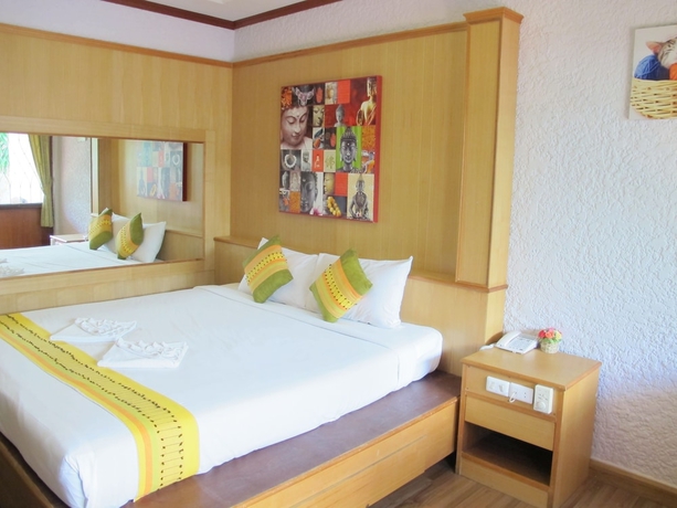 Imagen de la habitación del Hotel Kata Garden Resort. Foto 12