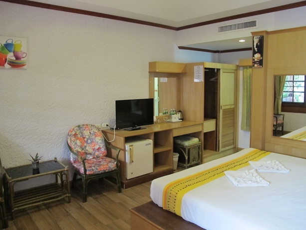 Imagen de la habitación del Hotel Kata Garden Resort. Foto 16