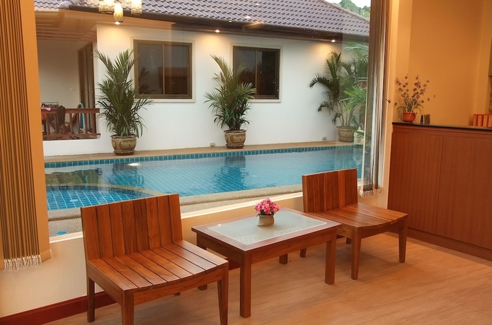 Imagen de los interiores del Hotel Kata Noi Resort. Foto 19