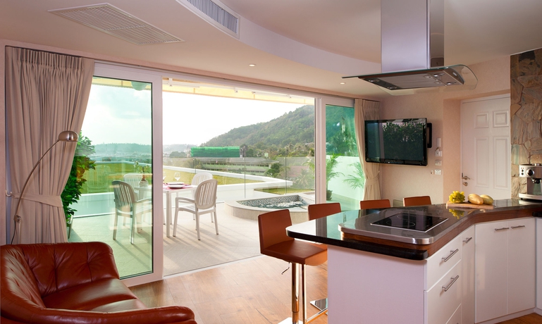 Imagen de los interiores del Hotel Kata Ocean View Residences. Foto 14