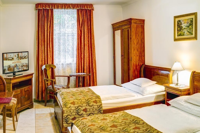 Imagen general del Hotel Kata Panzió. Foto 10