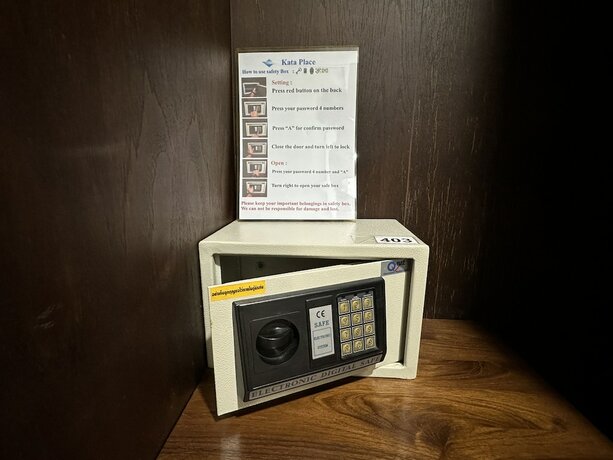 Imagen de la habitación del Hotel Kata Place. Foto 18