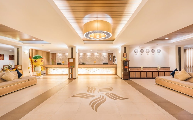 Imagen de los interiores del Hotel Kata Sea Breeze Resort. Foto 13