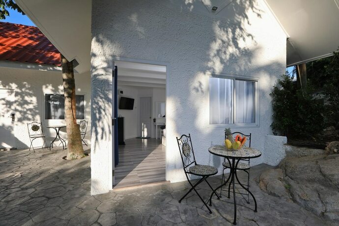 Imagen general del Hotel Kata White Villas. Foto 8