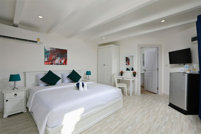 Imagen de la habitación del Hotel Kata White Villas. Foto 18