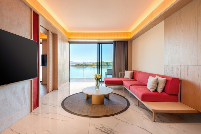Imagen de la habitación del Hotel Katamaran and Resort Komodo. Foto 9