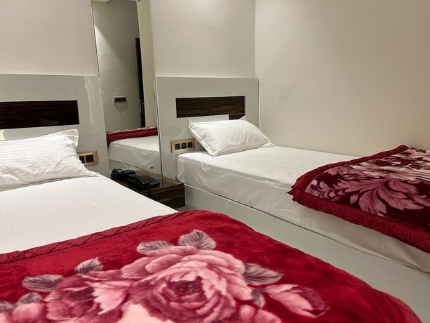 Imagen de la habitación del Hotel Katani Inn. Foto 13