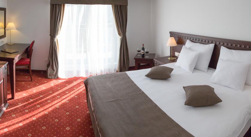 Imagen de la habitación del Hotel Katarina, Dugopolje. Foto 4