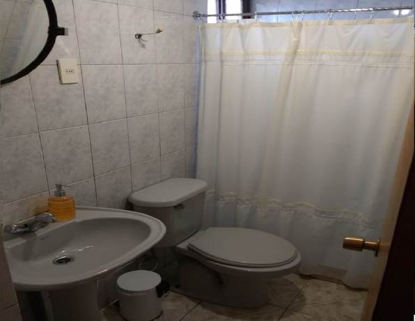 Imagen de la habitación del Hotel Katarpe. Foto 8