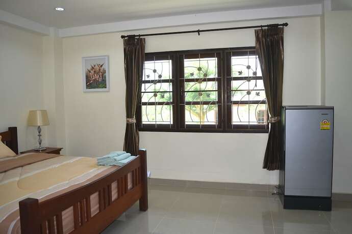 Imagen general del Hotel Kate House Bangsaphan. Foto 7