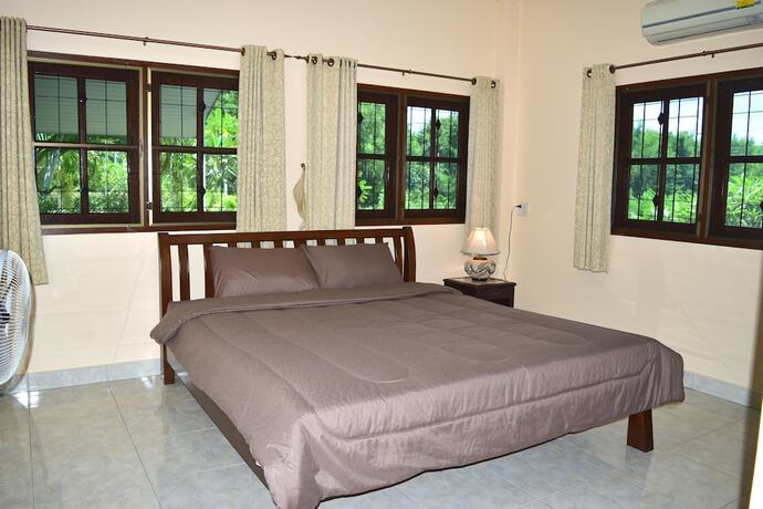 Imagen general del Hotel Kate House Bangsaphan. Foto 10