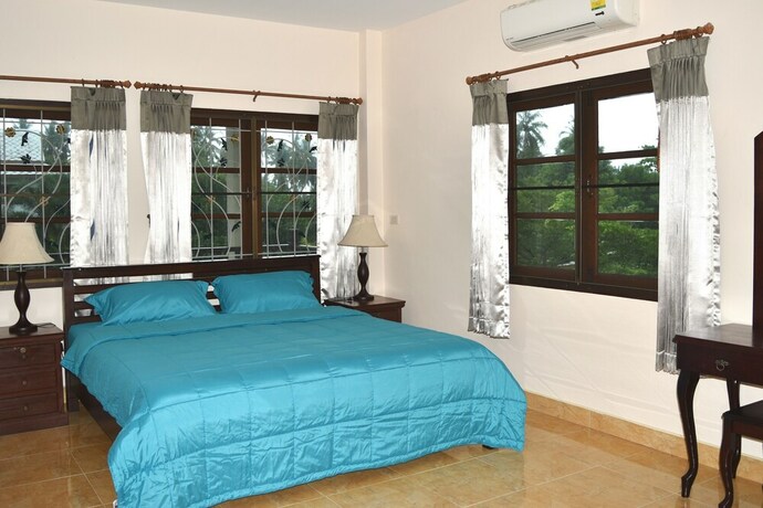 Imagen de la habitación del Hotel Kate House Bangsaphan. Foto 16