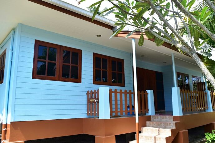 Imagen de la habitación del Hotel Kate House Bangsaphan. Foto 26