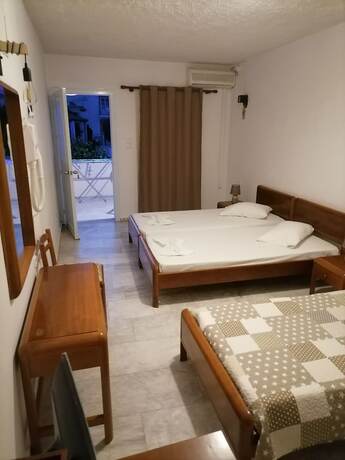 Imagen de la habitación del Hotel Katerina Apartments. Foto 15