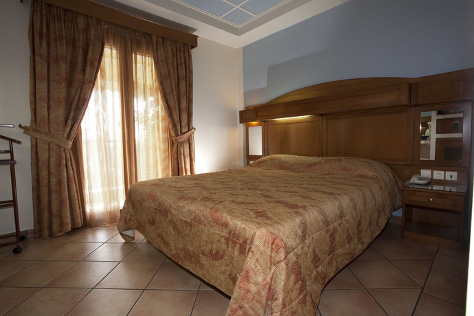 Imagen de la habitación del Hotel Katerina, Atenas. Foto 11