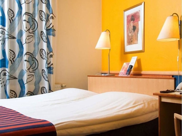 Imagen de los exteriores del Hotel Katerina City. Foto 2