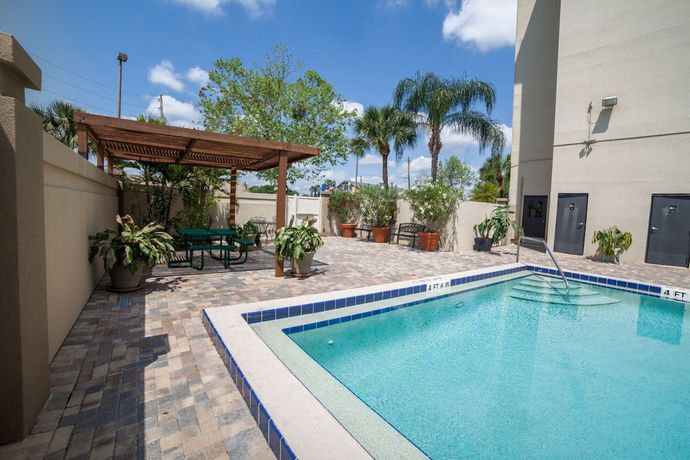 Imagen de la piscina del Hotel Katerina, Orlando. Foto 19