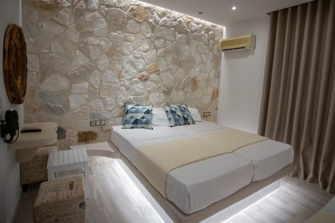 Imagen de la habitación del Hotel Katerina Roza Studios. Foto 5