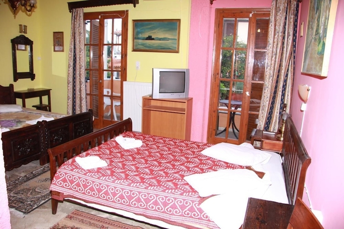 Imagen de la habitación del Hotel Katerina, Tolo. Foto 13